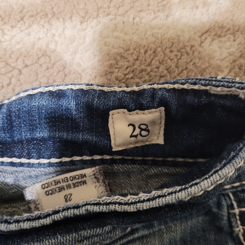 BKE Culture Women's Denim Shorts in Blue - Picture 3 of 10